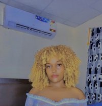 Joy - escort in Ajmān