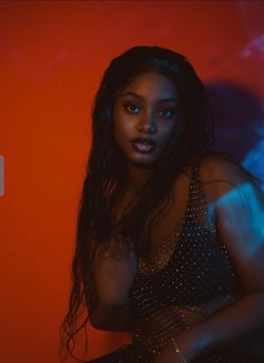 Joy - escort in Guangzhou Photo 10 of 13