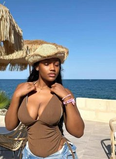 Joy Wants You Tonight - puta in Noida Photo 1 of 7