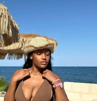 Joy Wants You Tonight - puta in Noida Photo 1 of 7