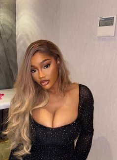 Joy Wants You Tonight - puta in Noida Photo 2 of 7