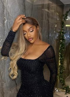 Joy Wants You Tonight - puta in Noida Photo 3 of 7