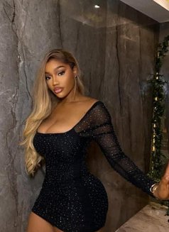 Joy Wants You Tonight - puta in Noida Photo 7 of 7