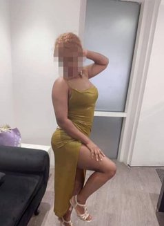 Joy257 - escort in Shanghai Photo 4 of 6