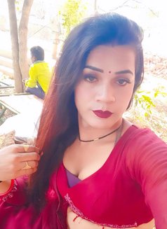 Pallavi - Transsexual companion in Kanpur Photo 2 of 5
