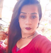 Pallavi - Transsexual companion in Kanpur