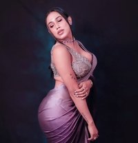 Joya Boss - Transsexual escort in Mumbai