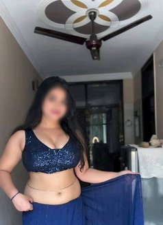 Joya Independent ★Vip Sex Girl Service - puta in Mumbai Photo 2 of 7
