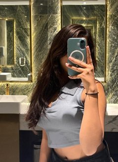 Joya - escort in Noida Photo 1 of 3