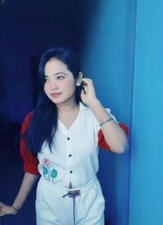 Monika Indipendent cam show & real meet - escort in Hyderabad Photo 4 of 5