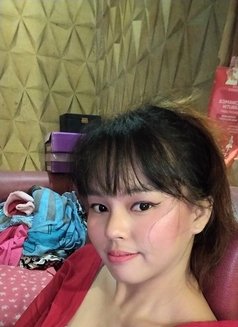 Joyce Chua Content Camshow - adult performer in Manila Photo 1 of 5