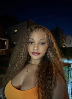 Joyce - escort in Gurgaon Photo 1 of 4
