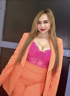 Joyce - escort in Abu Dhabi Photo 4 of 4