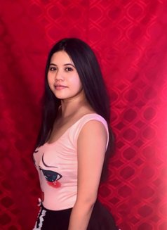 Joyce - escort in Manila Photo 1 of 6