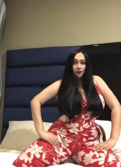 Goddess Celine - Transsexual escort in Manila Photo 10 of 15