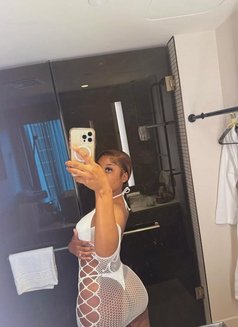 Joyce - escort in Noida Photo 1 of 2