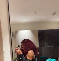 Grace - escort in Noida Photo 1 of 4