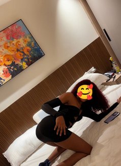 Grace - escort in Noida Photo 4 of 4