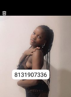 Joyi - escort in Gurgaon Photo 7 of 9