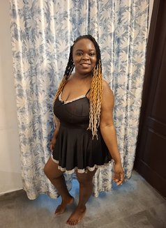 Joyline - escort in Kochi Photo 4 of 4