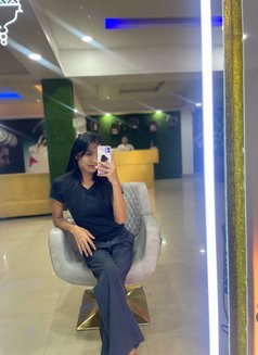 Joys69 - Transsexual escort in New Delhi Photo 1 of 4
