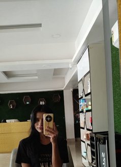 Joys69 - Transsexual escort in New Delhi Photo 4 of 4