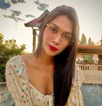 Joytotheworld - Transsexual escort in Makati City