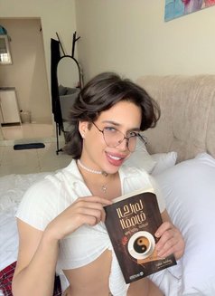Jozianeجوزيان - Transsexual escort in Riyadh Photo 3 of 7