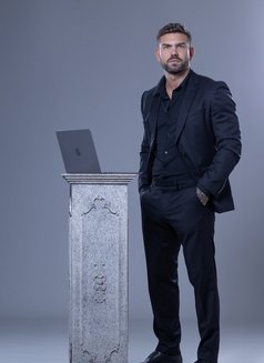 Juan Lucho - Male escort in Bilbao Photo 3 of 5