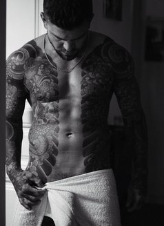 Juan Lucho - Male escort in Dubai Photo 8 of 26
