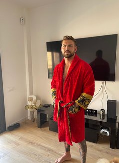 Juan Lucho - Male escort in Dubai Photo 16 of 26