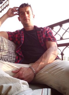 Juan - masseur in Johannesburg Photo 1 of 3