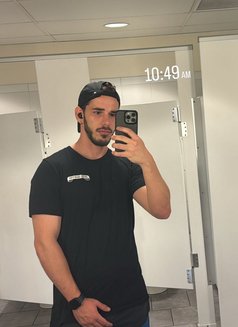 Jude - Male escort in Manchester Photo 2 of 3