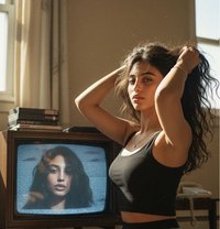 Frawla - escort in Erbil Photo 8 of 11