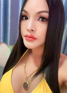 Judy - escort in Amman Photo 2 of 7