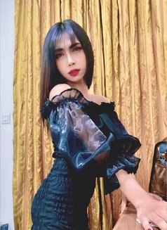 Juffair - masseuse in Al Manama Photo 1 of 2