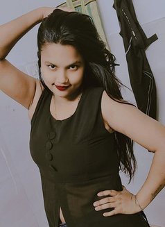 Juhi Sharma Independent - Intérprete de adultos in Gurgaon Photo 1 of 4