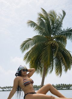 Juicuqueen - puta in Accra Photo 1 of 2