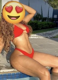 Juicy anal - escort in Lagos, Nigeria Photo 4 of 5
