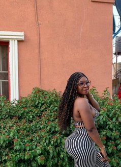 Juicy Baby - puta in Abuja Photo 2 of 4