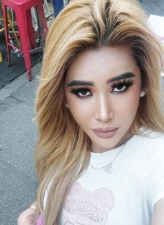 Juicy BIG Boner tsCock - Acompañantes transexual in Hong Kong Photo 29 of 30