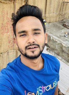 Juicy Cock Available - Male escort in Kolkata Photo 2 of 3