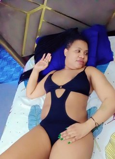 Juicy Curvy African Girl Ella - escort in New Delhi Photo 5 of 5