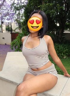 Juicy Emma cumshow luscious booty - escort in Hyderabad Photo 7 of 7