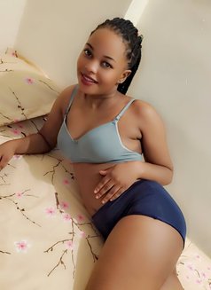 Juicy Freya Available for Webcam & Meet - puta in Pune Photo 2 of 6