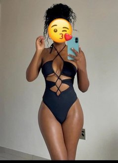 Juicy Nana/girlfriend Experience/cumshow - escort in Hyderabad Photo 3 of 6
