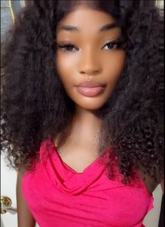 Juicy Lina - escort in Accra Photo 5 of 6