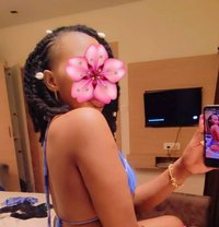 Juicy booty Judith/real meet melon boobs - escort in Mumbai