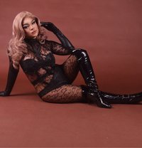 Juicy Love - Transsexual escort in Hong Kong