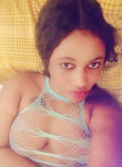Juicy new arrival - escort in Mysore Photo 4 of 6